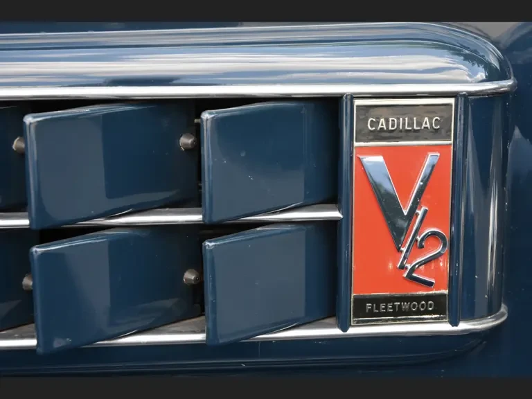 1936 Cadillac V-12 - Image 9 of 21