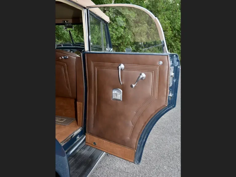 1936 Cadillac V-12 - Image 16 of 21