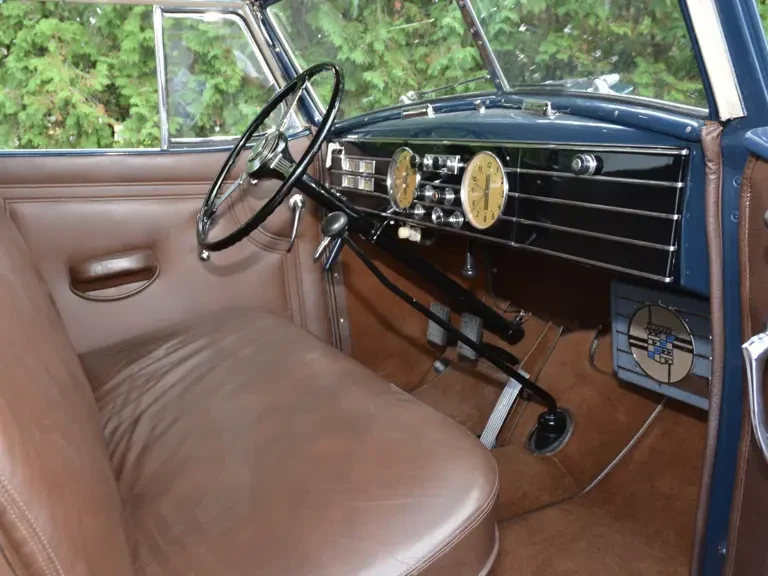 1936 Cadillac V-12 - Image 10 of 21