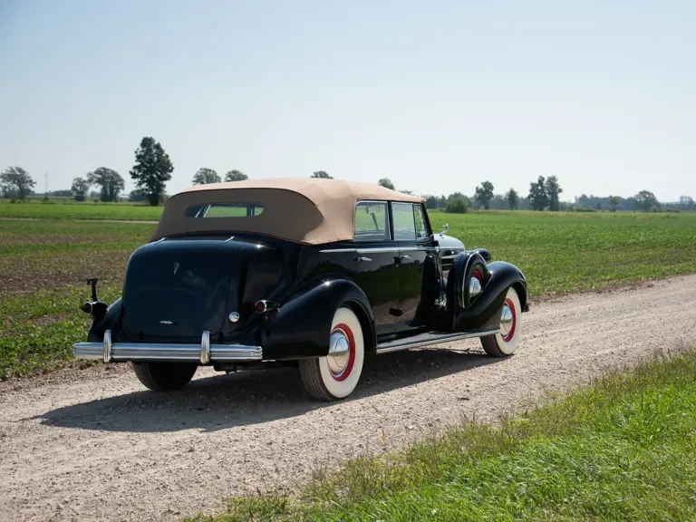 1936 Cadillac V-12 - Image 11 of 31