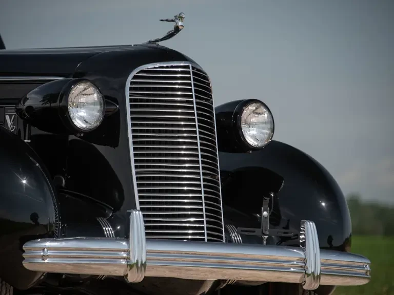1936 Cadillac V-12 - Image 16 of 31