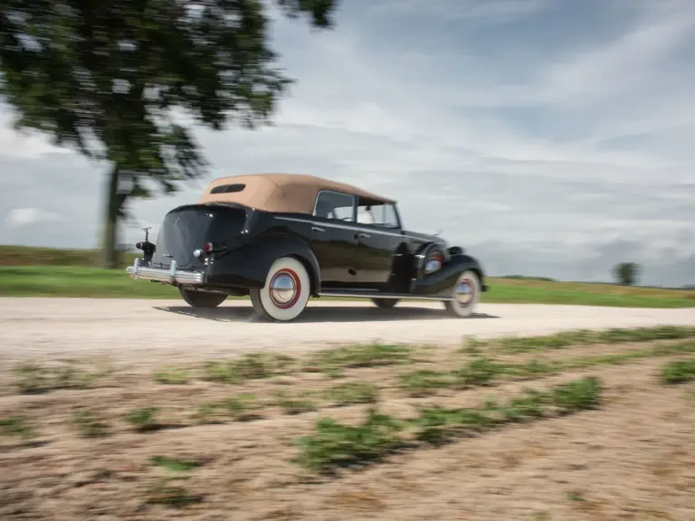 1936 Cadillac V-12 - Image 13 of 31