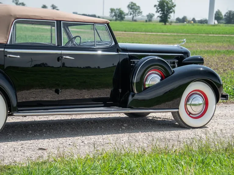 1936 Cadillac V-12 - Image 20 of 31