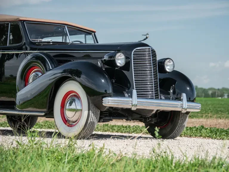1936 Cadillac V-12 - Image 23 of 31