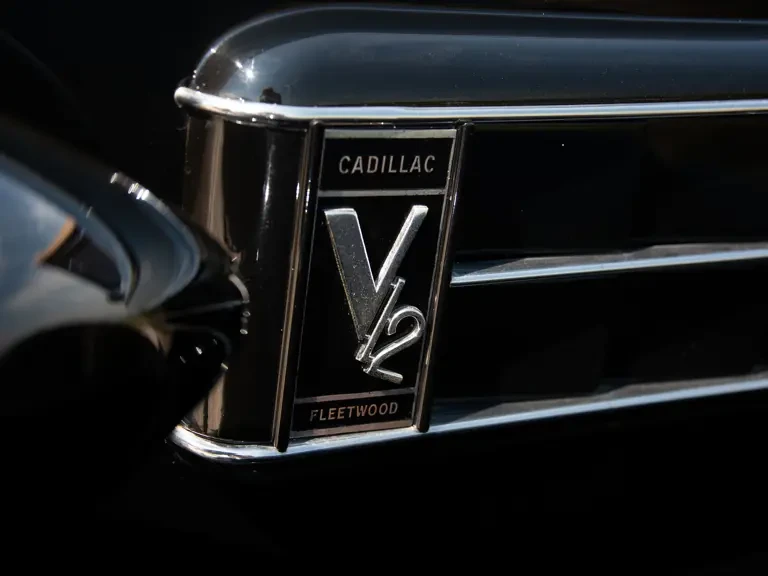 1936 Cadillac V-12 - Image 15 of 31