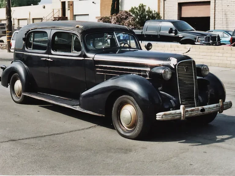 1936 Cadillac V-12 - Image 2 of 2