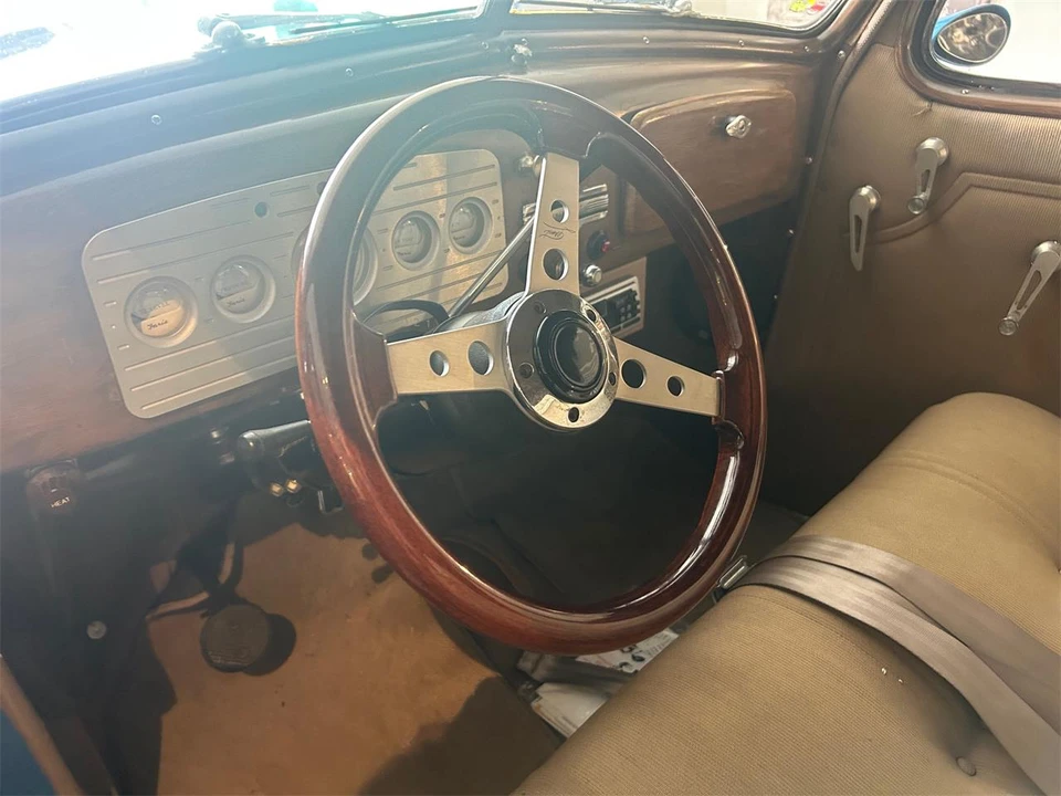 1936 Chevrolet Standard & Master & Master Deluxe & Special Deluxe - Image 3 of 6