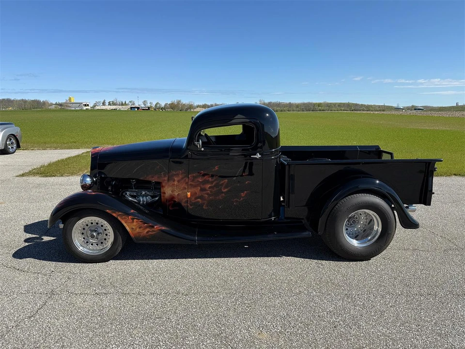 1936 Chevrolet Special & Deluxe & Fleetline - Image 2 of 31