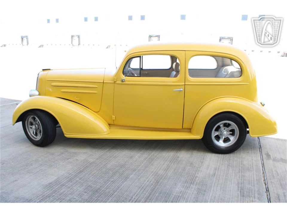 1936 Chevrolet Standard & Master & Master Deluxe & Special Deluxe - Image 2 of 31