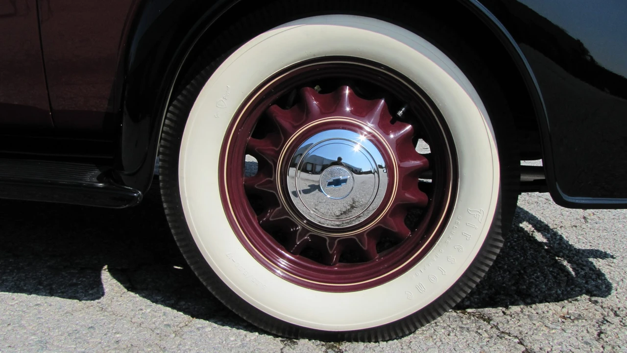 1936 Chevrolet Standard & Master & Master Deluxe & Special Deluxe - Image 25 of 31