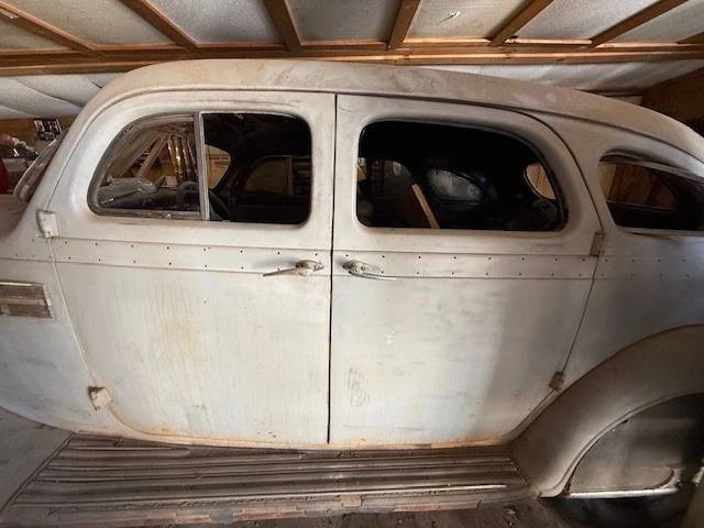 1936 Chrysler Airflow - Image 6 of 17