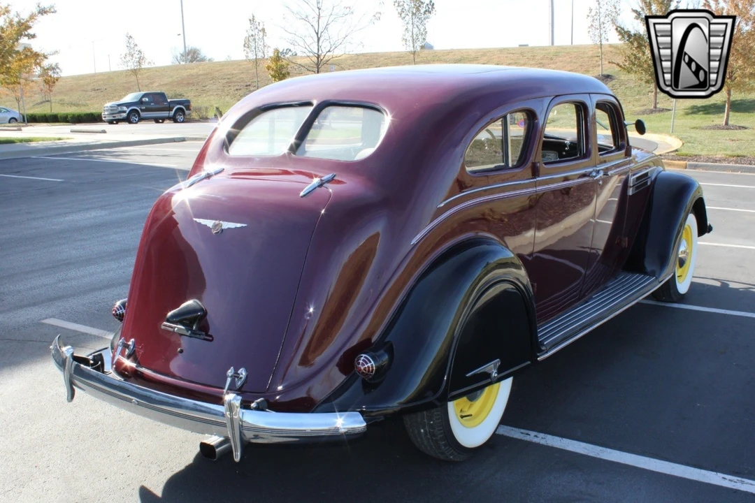 1936 Chrysler Airflow - Image 7 of 12