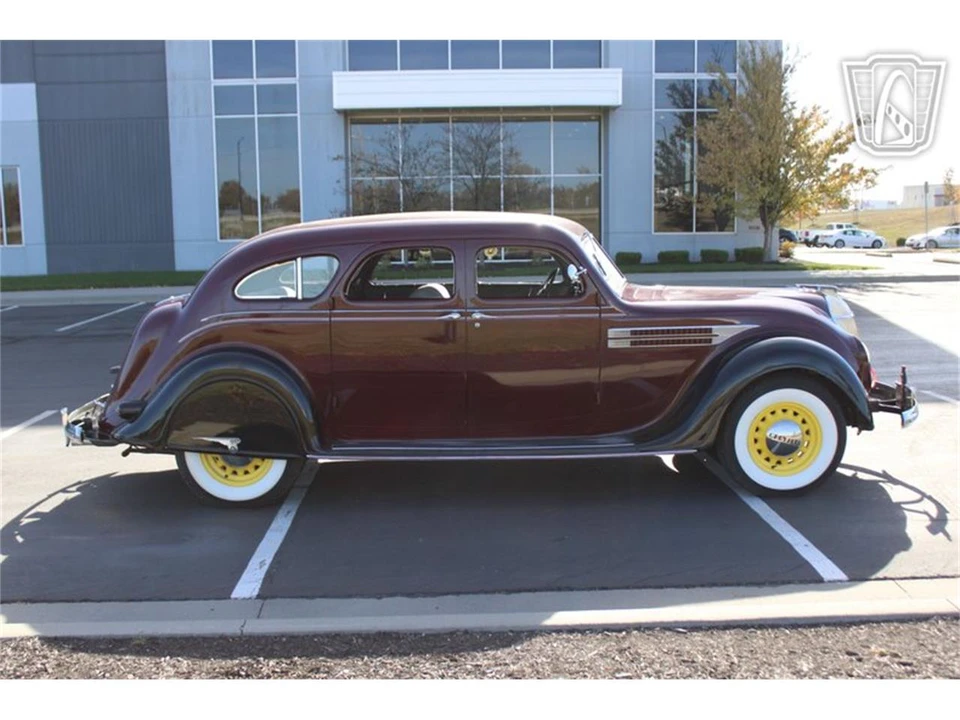 1936 Chrysler Airflow - Image 6 of 31