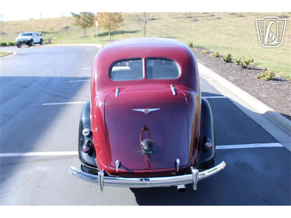 1936 Chrysler Airflow - Image 12 of 31