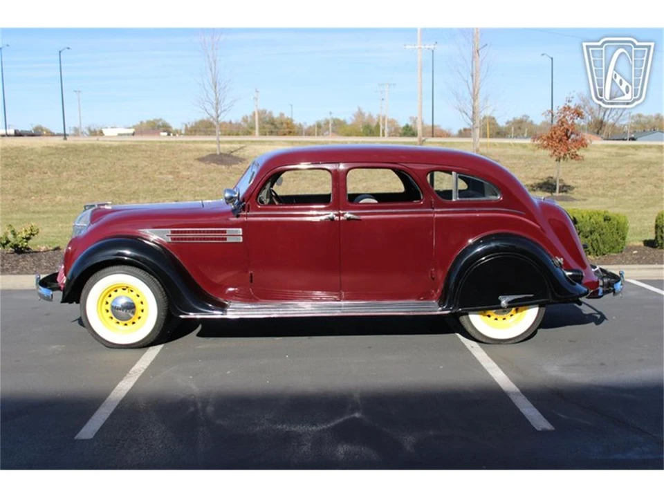 1936 Chrysler Airflow - Image 2 of 31