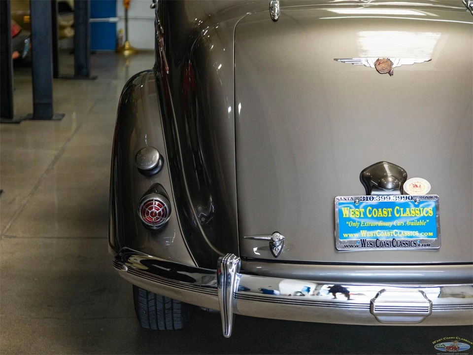 1936 Chrysler Airflow - Image 18 of 31