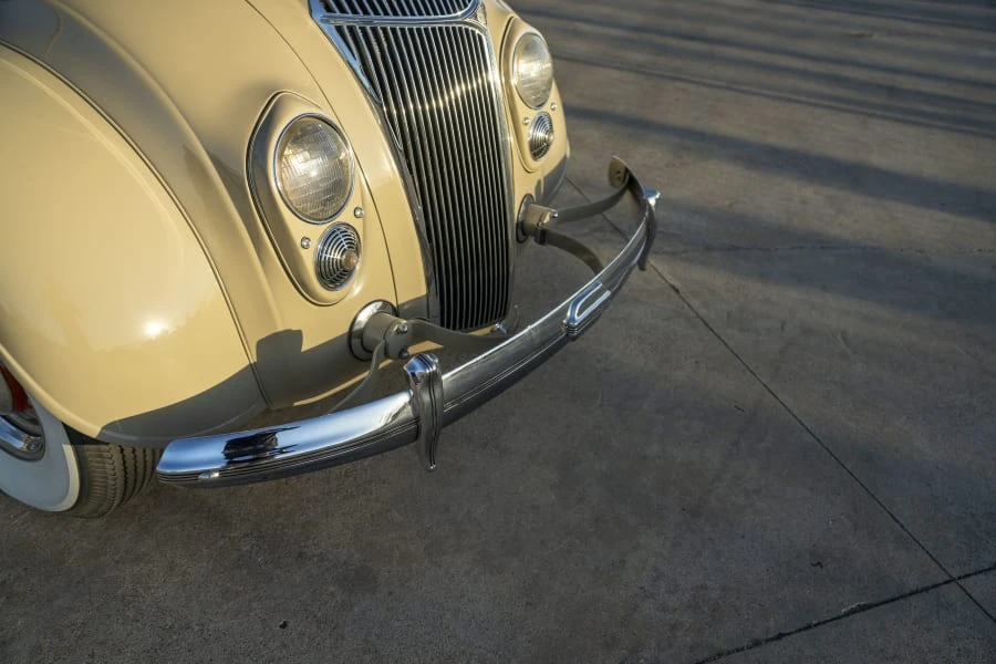 1936 Chrysler Airflow - Image 11 of 31