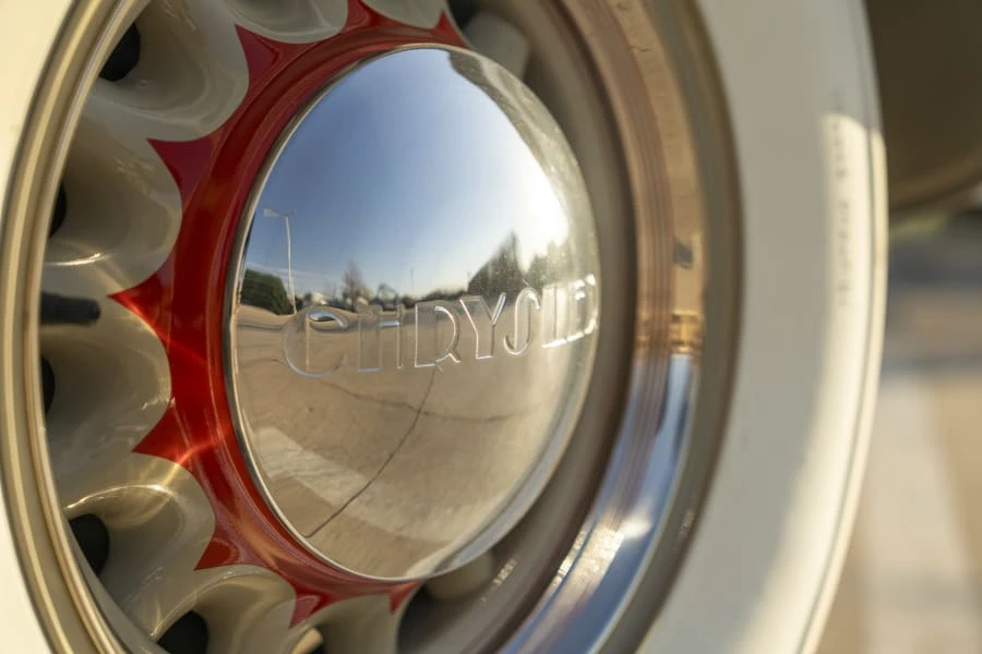 1936 Chrysler Airflow - Image 9 of 31