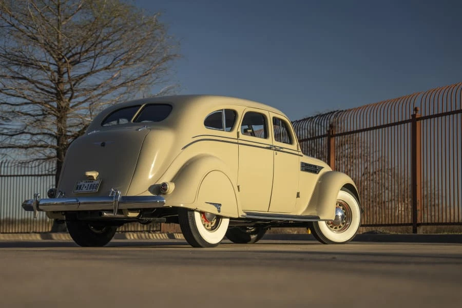 1936 Chrysler Airflow - Image 3 of 31