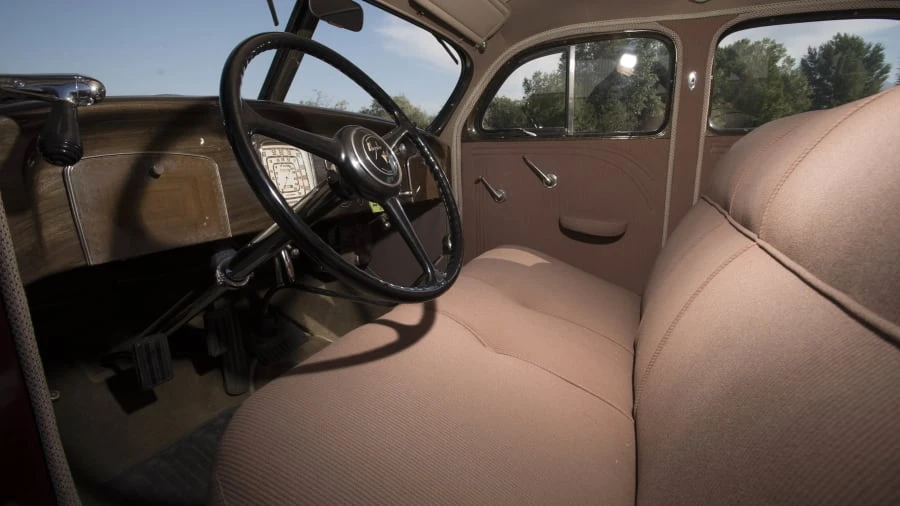 1936 Chrysler Airflow - Image 4 of 12