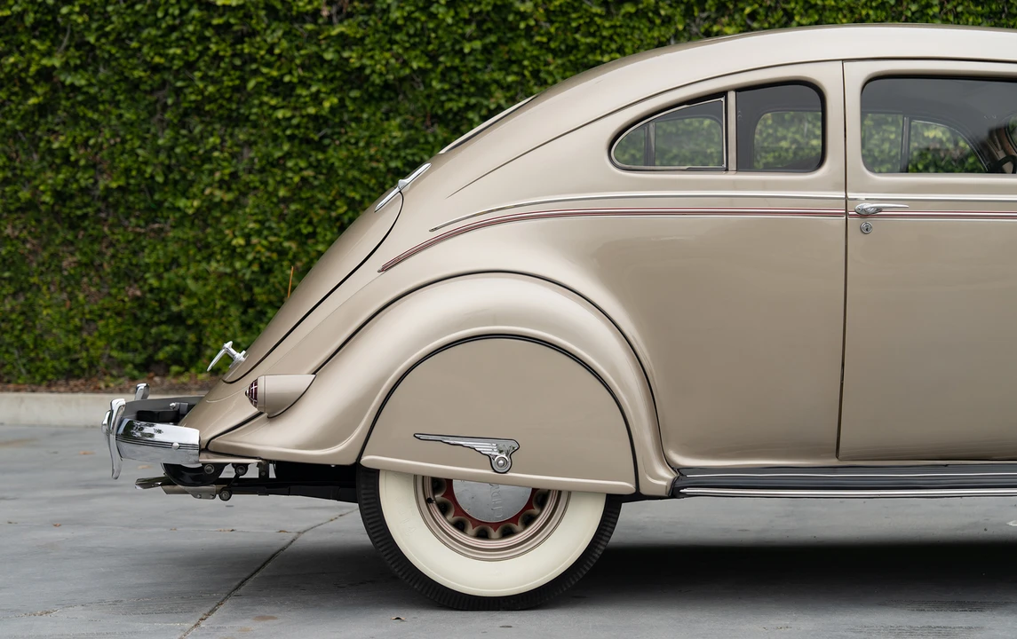 1936 Chrysler Airflow - Image 19 of 25