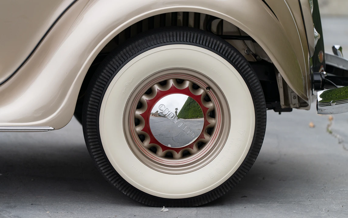 1936 Chrysler Airflow - Image 20 of 25