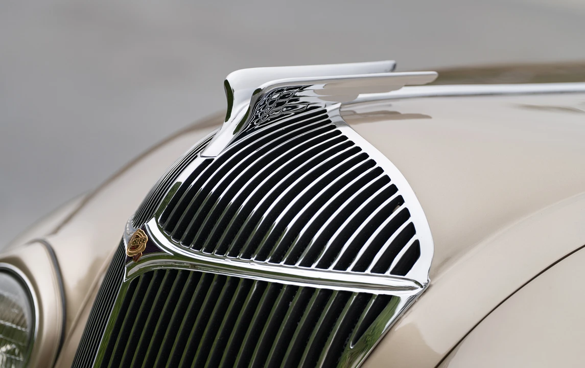 1936 Chrysler Airflow - Image 16 of 25