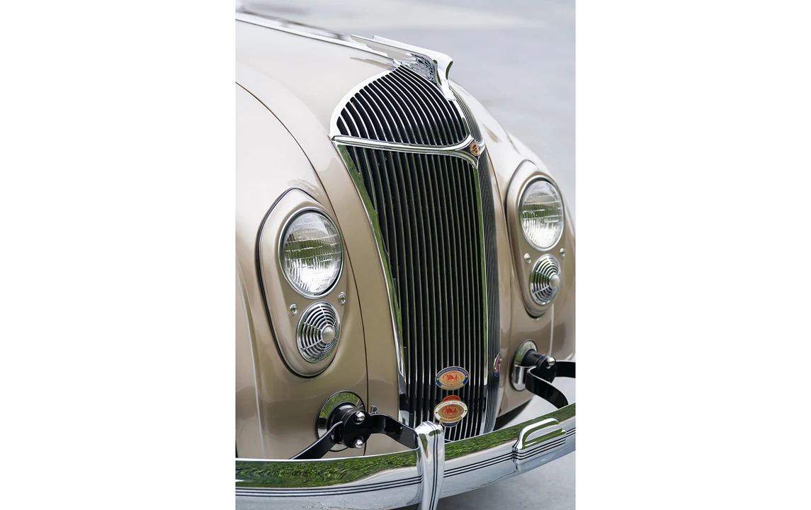 1936 Chrysler Airflow - Image 13 of 25
