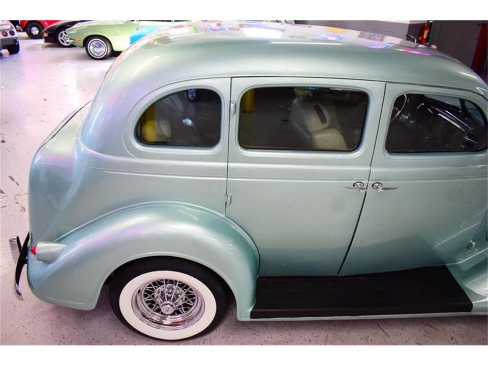 1936 Chrysler Airflow - Image 6 of 31