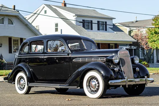 1936 Chrysler Airstream Six Touring Sedan