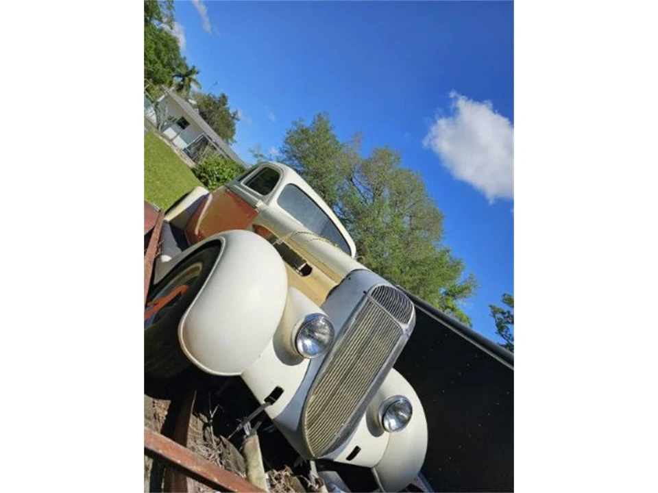 1936 Chrysler Airflow - Image 3 of 29