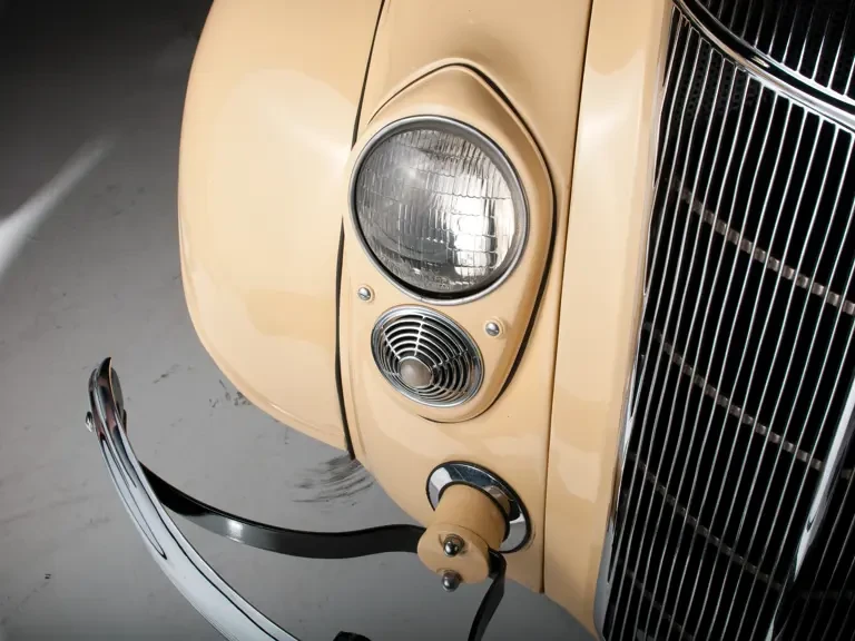 1936 Chrysler Airflow - Image 9 of 17