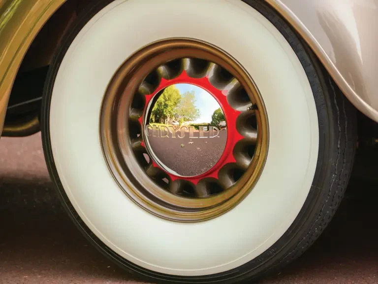1936 Chrysler Airflow - Image 15 of 21