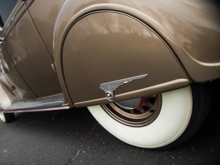 1936 Chrysler Airflow - Image 14 of 31