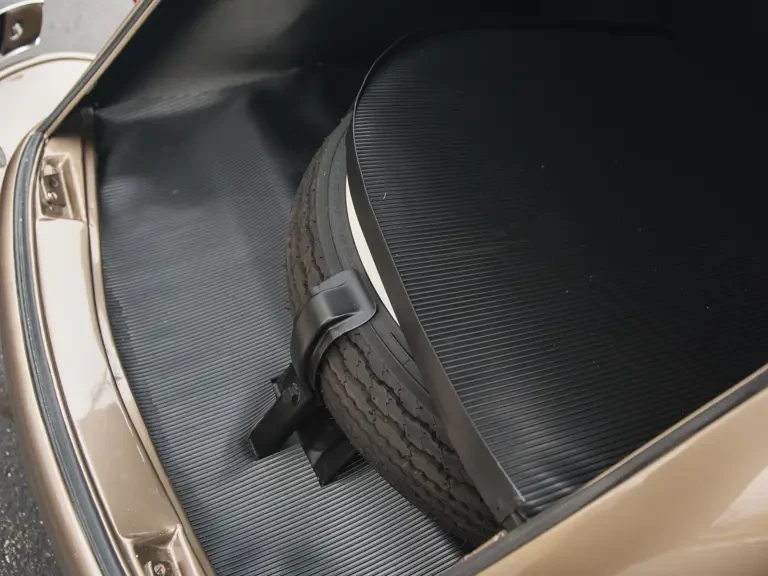 1936 Chrysler Airflow - Image 19 of 31