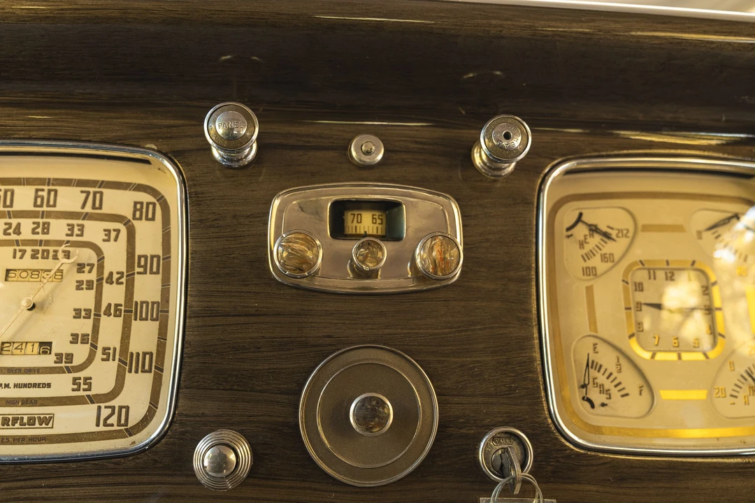 1936 Chrysler Airflow - Image 27 of 31