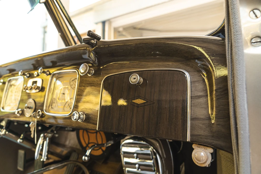 1936 Chrysler Airflow - Image 25 of 31