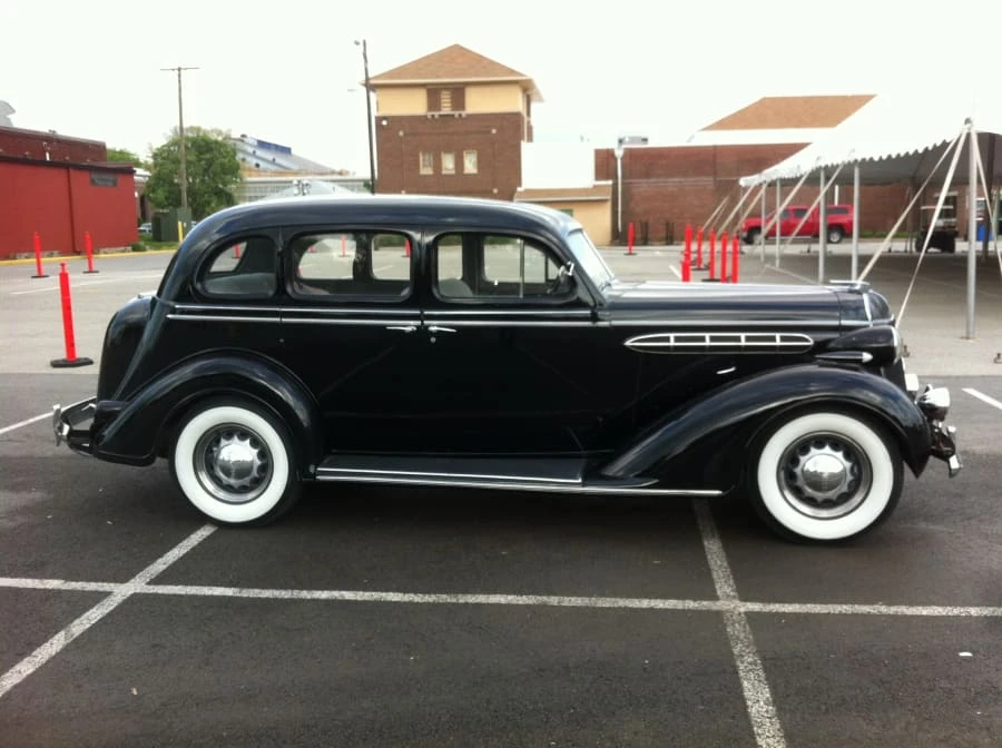 1936 Chrysler Airflow - Image 2 of 5