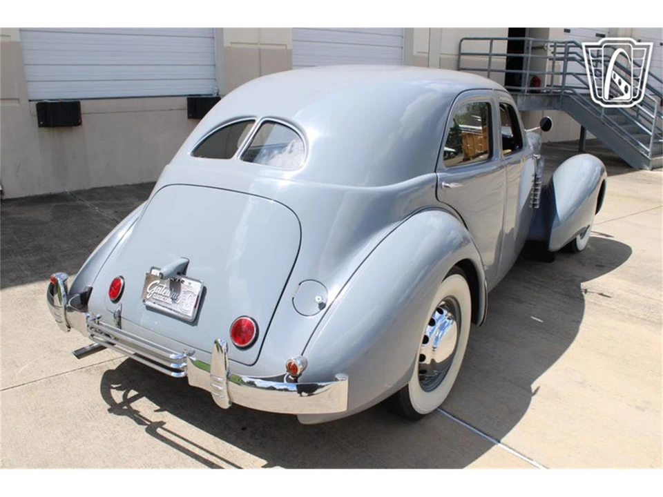 1936 Cord 810 & 812 - Image 16 of 31
