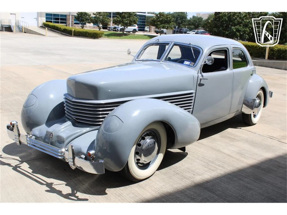 1936 Cord 810 & 812 - Image 13 of 31