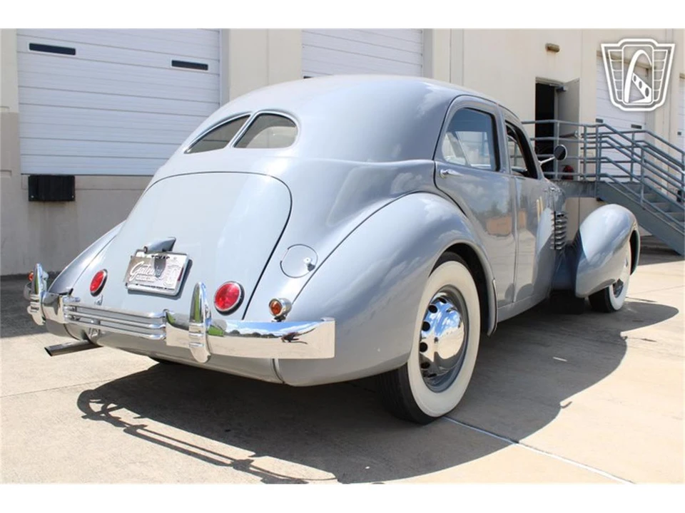1936 Cord 810 & 812 - Image 30 of 31