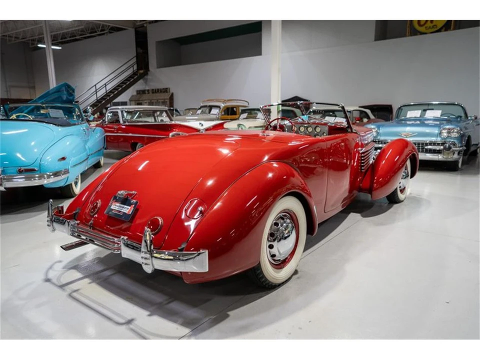1936 Cord 810 & 812 - Image 14 of 31