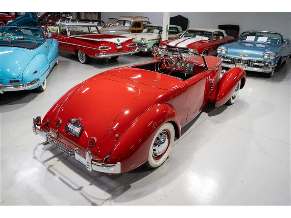 1936 Cord 810 & 812 - Image 6 of 31