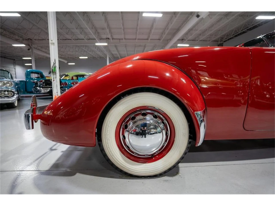 1936 Cord 810 & 812 - Image 22 of 31