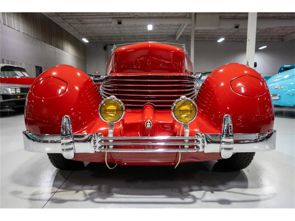 1936 Cord 810 & 812 - Image 27 of 31