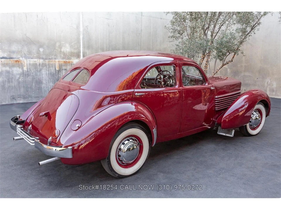 1936 Cord 810 & 812 - Image 5 of 31