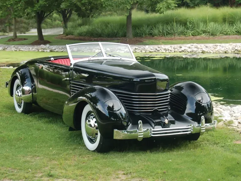 1936 Cord 810 & 812 - Image 2 of 6