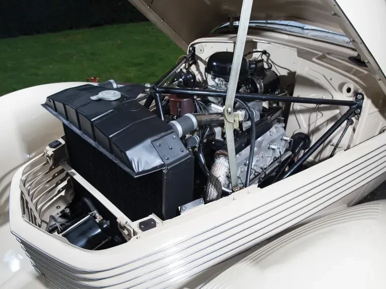 1936 Cord 810 & 812 - Image 28 of 28