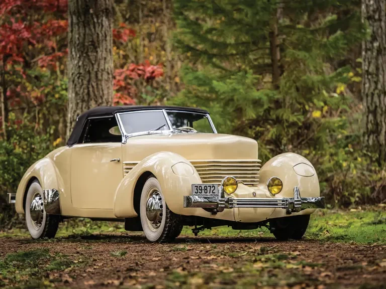 1936 Cord 810 & 812 - Image 2 of 21