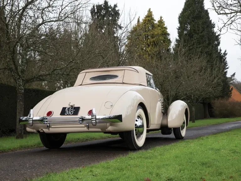 1936 Cord 810 & 812 - Image 3 of 28